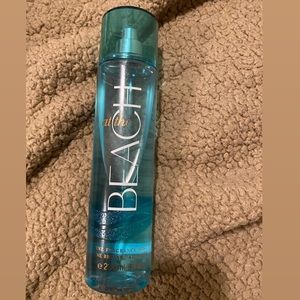 🌻2 for 20🌻 Bath and body works “At the beach”